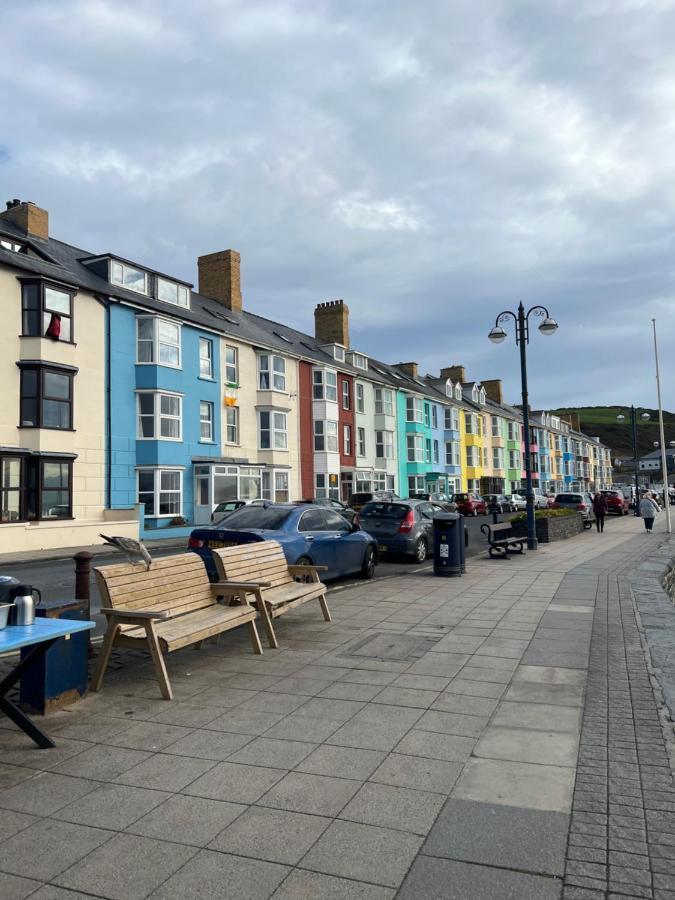 Seafront Apartment With Balcony, Parking And Sea Views Aberystwyth Exterior foto